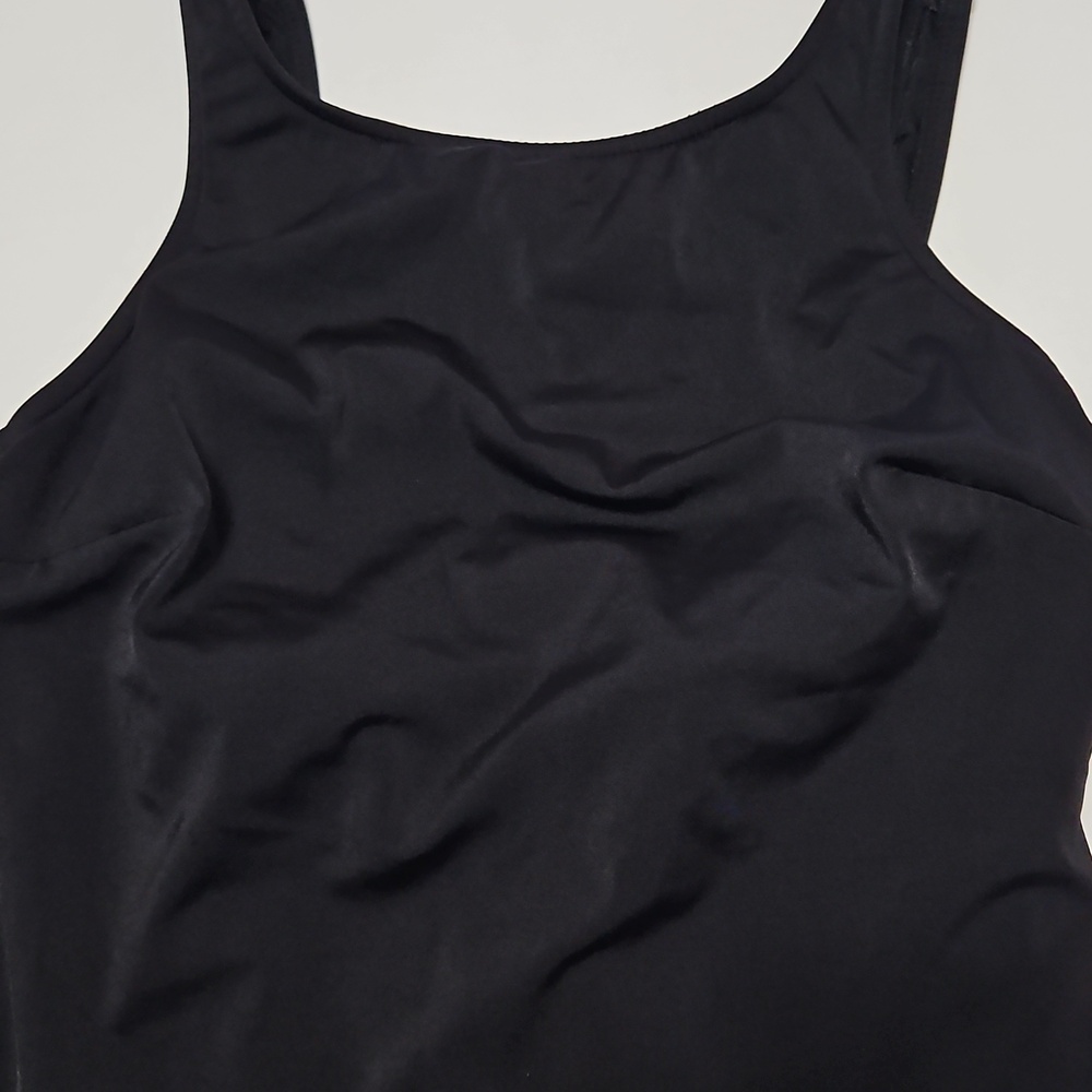 Lands Ends Women's One Piece Black Swim Suit Size 12 - Picture 5 of 9